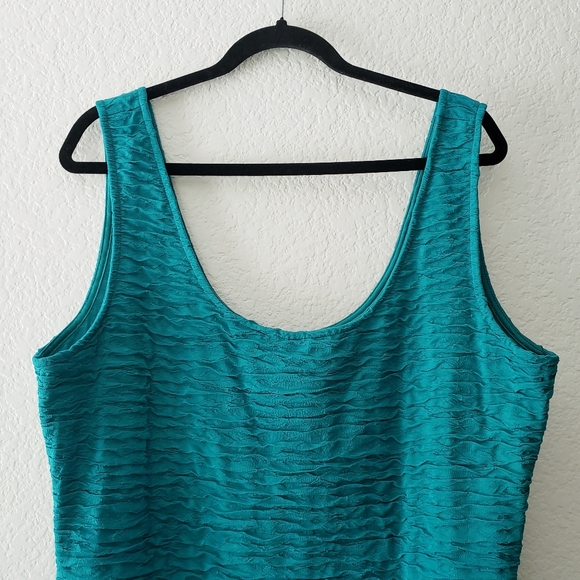 💥SOLD💥 Green Ruffle Forever 21 Plus Sizes Dress Size 2X - Picture 3 of 6